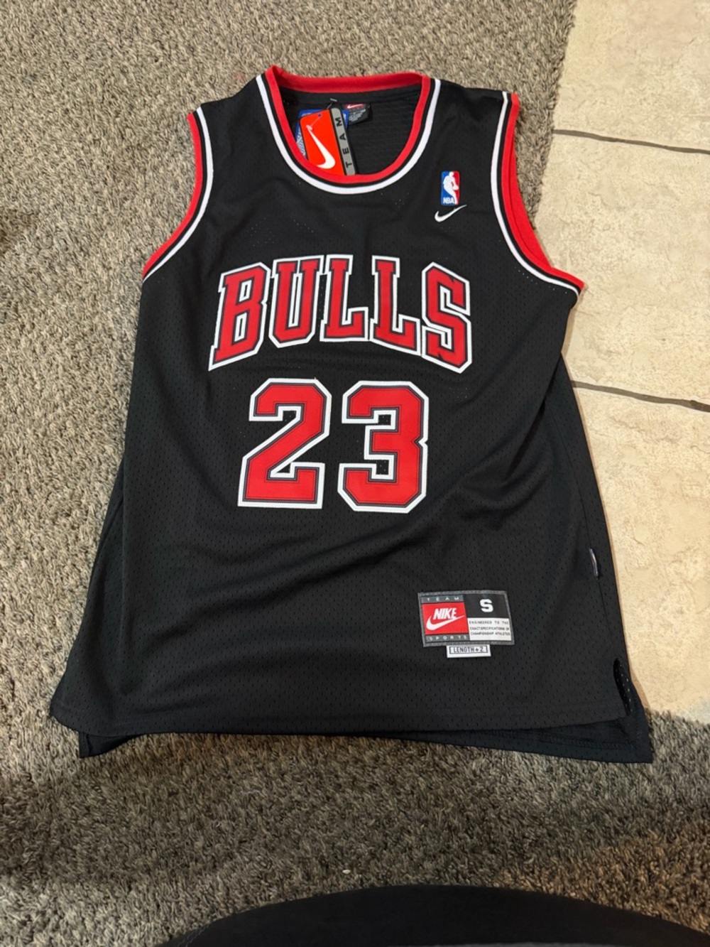 Nike Chicago Bulls #23 Basketball Jersey - Black/Red men’s small nwt